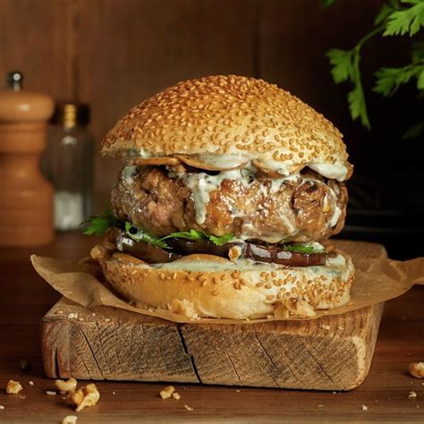 hamburguesa de ternera casera jugosa
