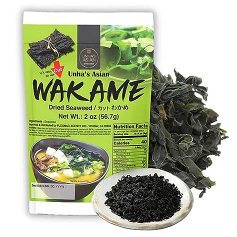 Algas wakame secas e hidratadas