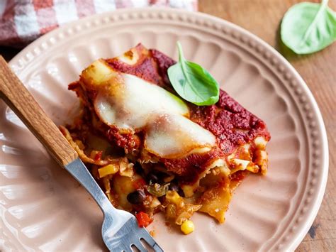 Ingredientes frescos para canelones vegetarianos