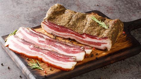 Comparativa de guanciale, panceta y bacon