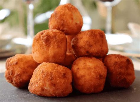 Proceso de rebozado de croquetas