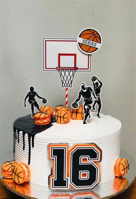 Elementos comestibles de baloncesto para tarta
