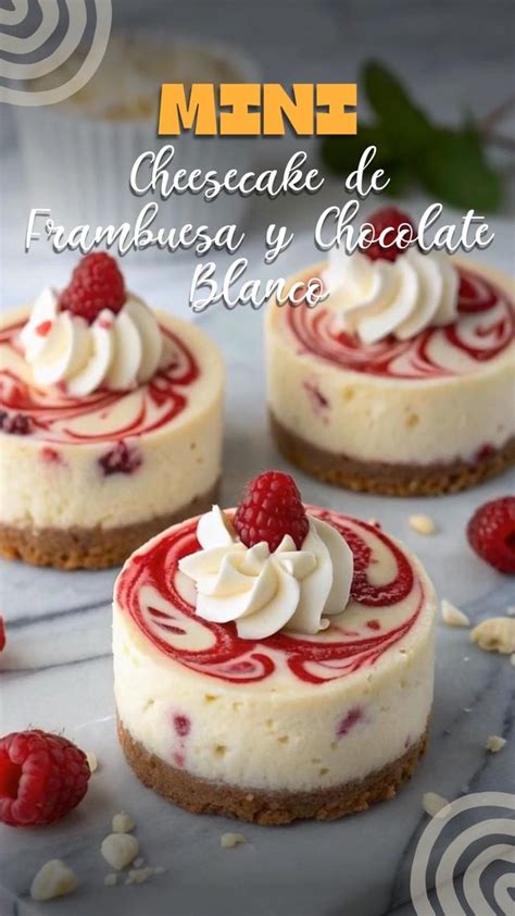 Variedad de postres de frambuesa y chocolate blanco
