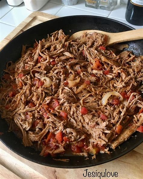 Carne desmenuzada del cocido