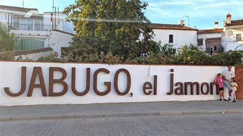 Pueblo de Jabugo en Huelva