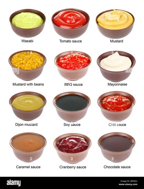 Diferentes tipos de salsas para brochetas de langostinos