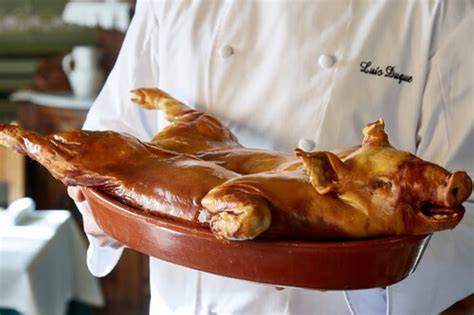 Esquema de los ingredientes básicos para el cochinillo asado