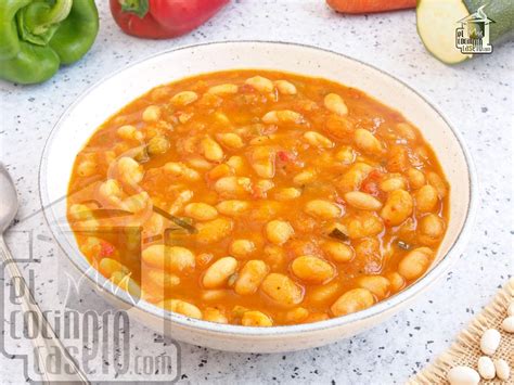 Ingredientes para alubias con ajo y pimentón