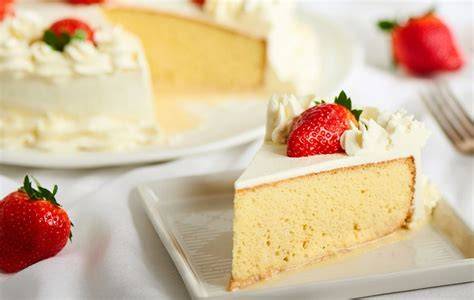 Bizcocho esponjoso recién horneado para pastel de tres leches