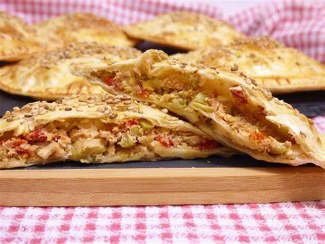Relleno de empanadillas de atún y aceitunas