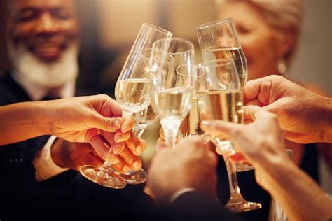Cena de gala con brindis