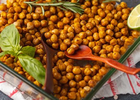 Variedad de especias para garbanzos al horno