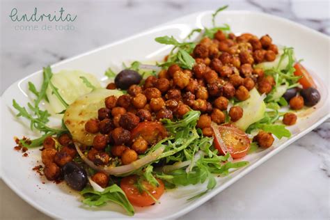 Garbanzos crujientes como topping en ensaladas o cremas