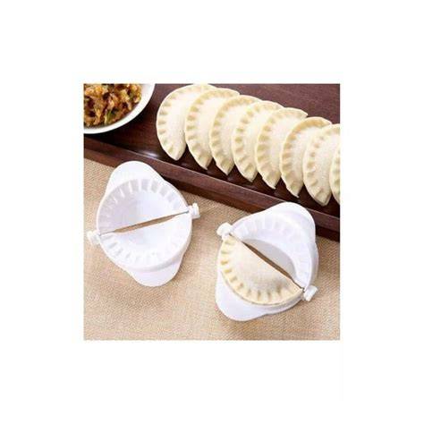 Variedad de moldes para empanadas de diferentes tamaños