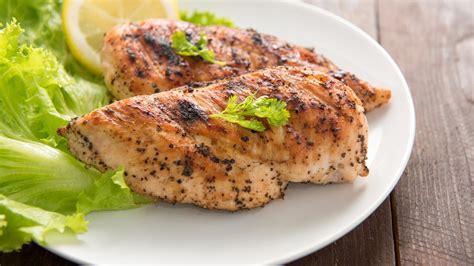 Pollo marinado con especias