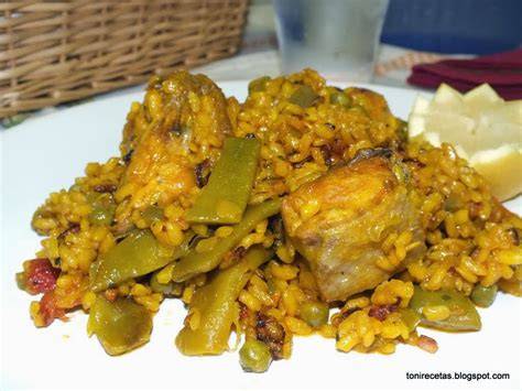 Pollo y judías verdes cortados para paella