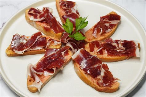 Pan con tomate y jamón ibérico