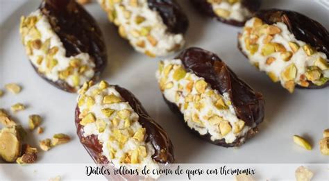 Dátiles abiertos y rellenos con queso crema