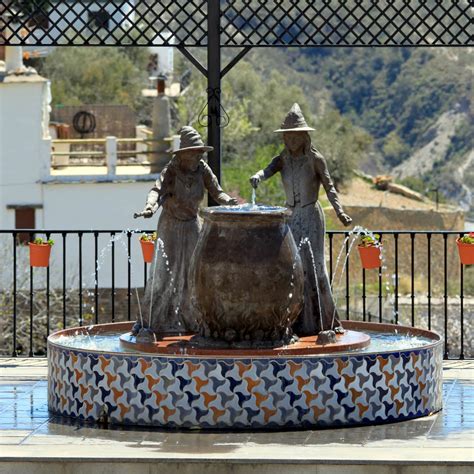 Fuente de las Brujas en Soportújar