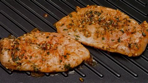 Pechugas de pollo a la plancha con salsa asiática