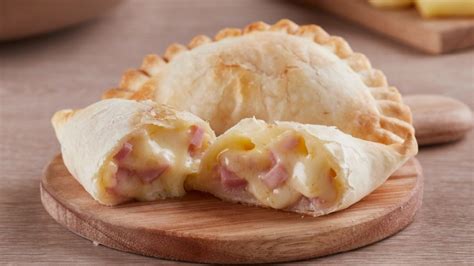 Ingredientes para empanada de roquefort y jamón