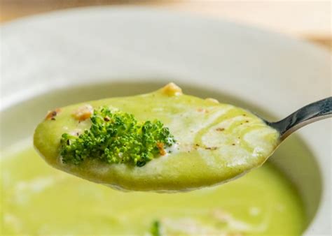 Esquema de preparación de la salsa de brócoli