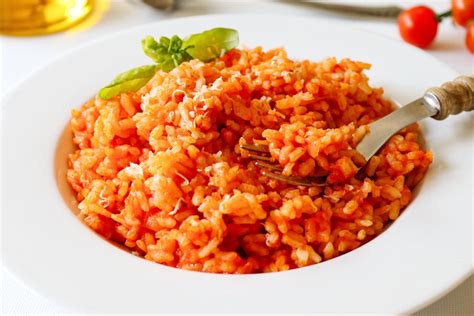 Arroz cremoso con tomate y queso