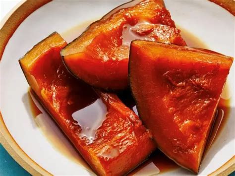 Calabaza en tacha en olla de barro