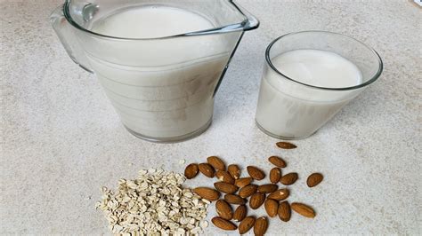 Comparativa visual de valores nutricionales entre bebida de avena y almendra