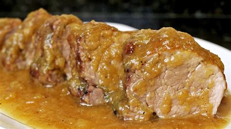 Lomo de cerdo horneado con salsa de setas