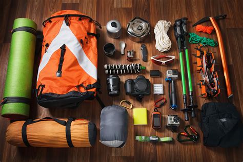 Equipo esencial para senderismo en Sierra Nevada