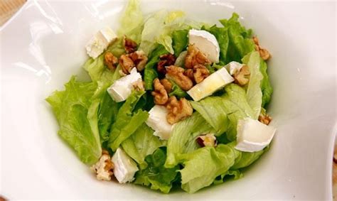 Ensalada de queso fresco y nueces
