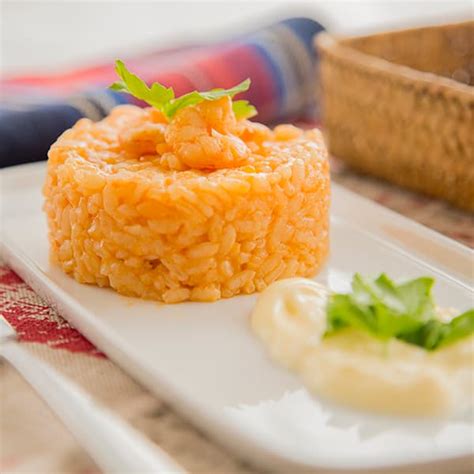 Plato de arroz a banda con alioli