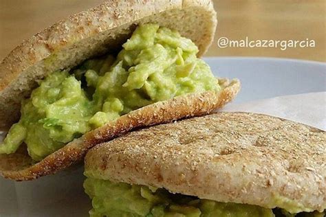 Reina Pepiada saludable en pan integral