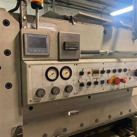 Proceso de revisión de maquinaria industrial de segunda mano
