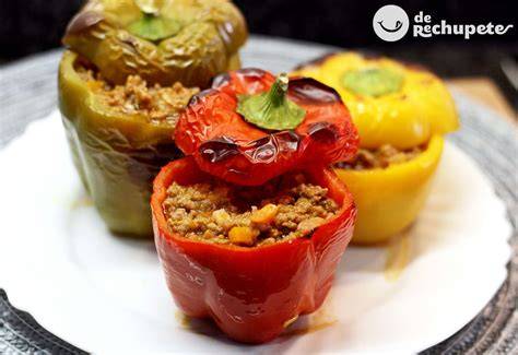 pimientos amarillos rellenos recién salidos del horno