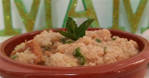 Plato de ajo de harina servido caliente