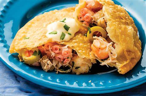 Mariscos frescos para el relleno de la empanada