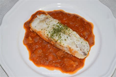 Ingredientes para la merluza con tomate y mozzarella