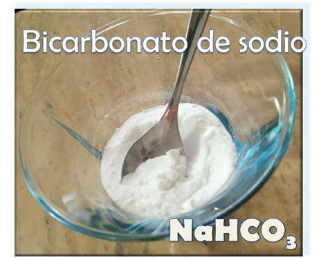 Reacción del bicarbonato de sodio con el almidón de la patata