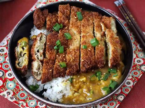 Plato tradicional japonés con panko