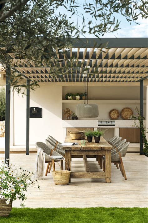 Mobiliario para zona de barbacoa: mesa y sillas