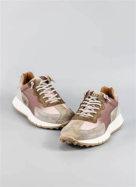 Zapatillas marrón chocolate mujer en diferentes estilos