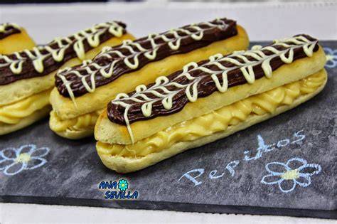 Pepitos de crema y chocolate recién hechos