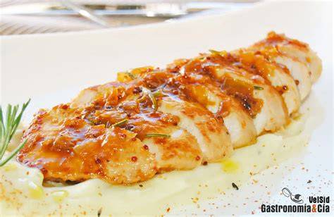 Solomillo de pavo sazonado y enharinado