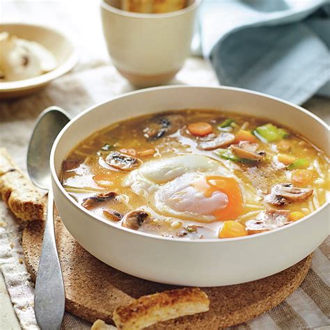 Variantes de sopas con huevo