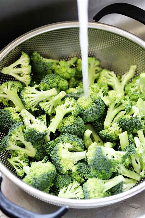 Brócoli fresco en ramilletes