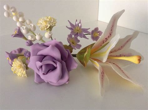 Alambres para flores de pasta de goma