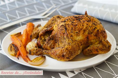 Pollo asado al horno con piel crujiente