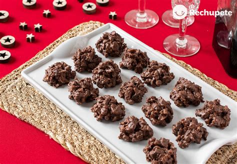 Rocas de chocolate con frutos secos variados